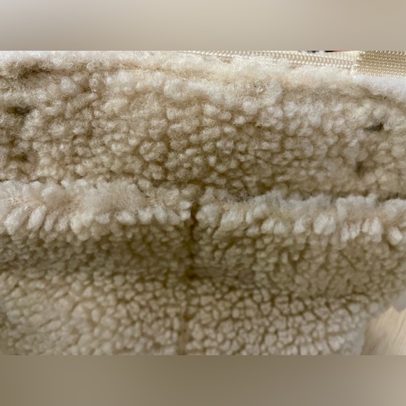 Baggallini Mini Carryall Tote | Light Beige Faux Shearling - Picture 4 of 4